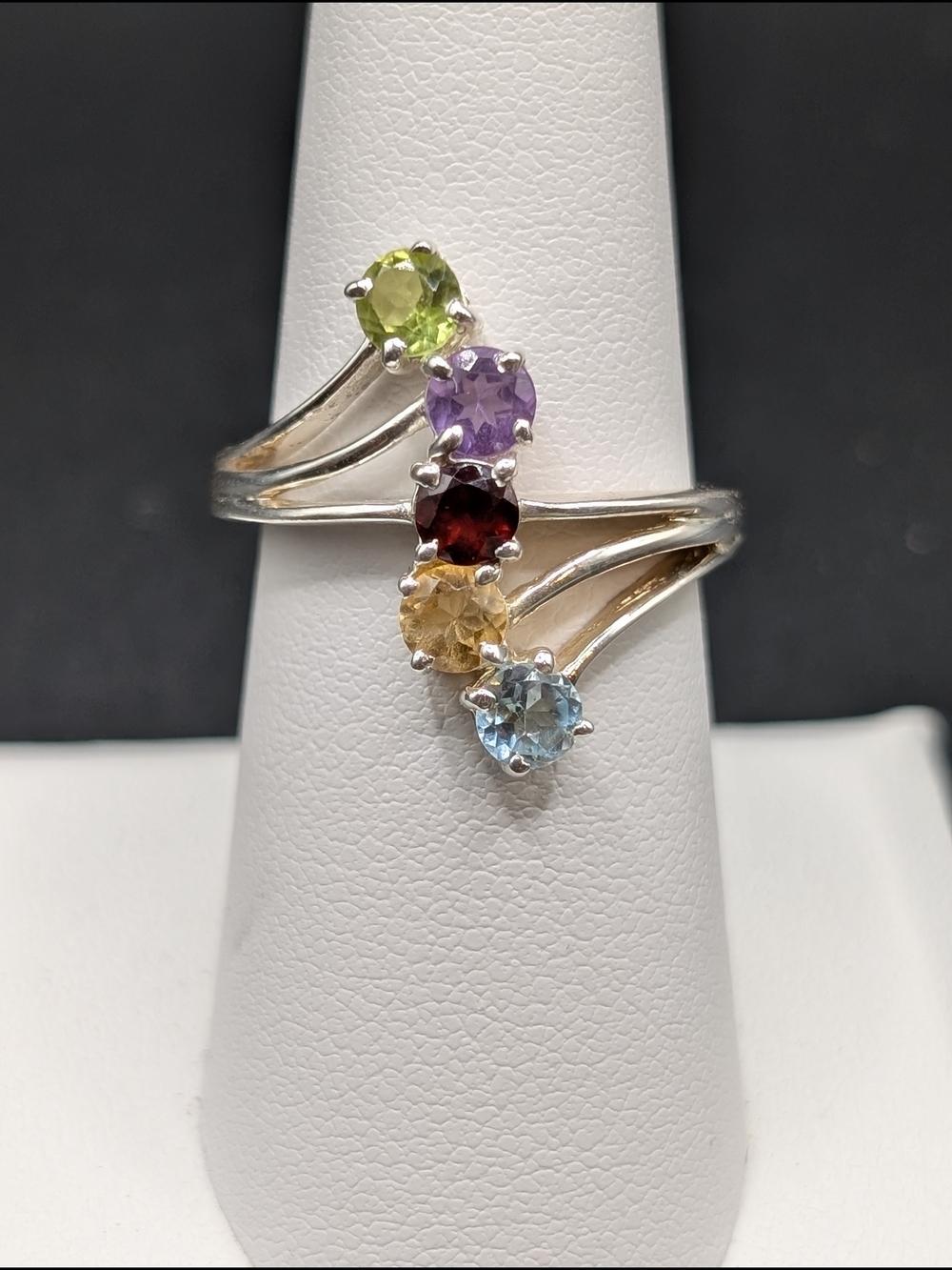 Sterling silver Ring Featuring Five Colorful Gemstones Size 7